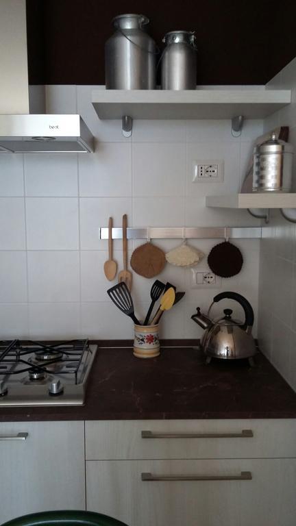 Casa Nanny Apartment Монцамбано Екстериор снимка